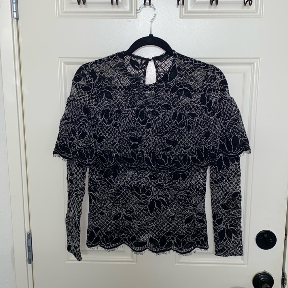 ZARA WOMAN Lace Embroidered top. Size XS